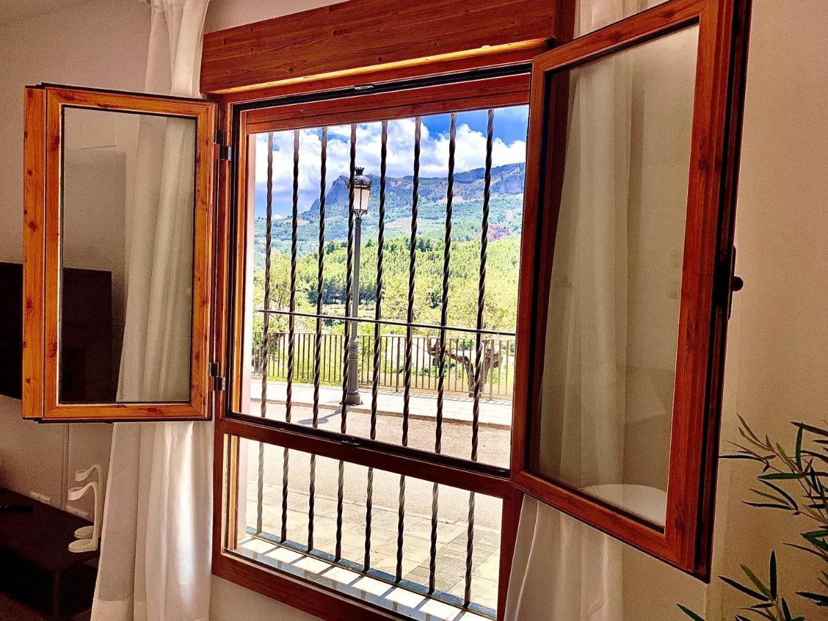 Ideal Apartamento - กวาดาเลสต์ ภายนอก รูปภาพ