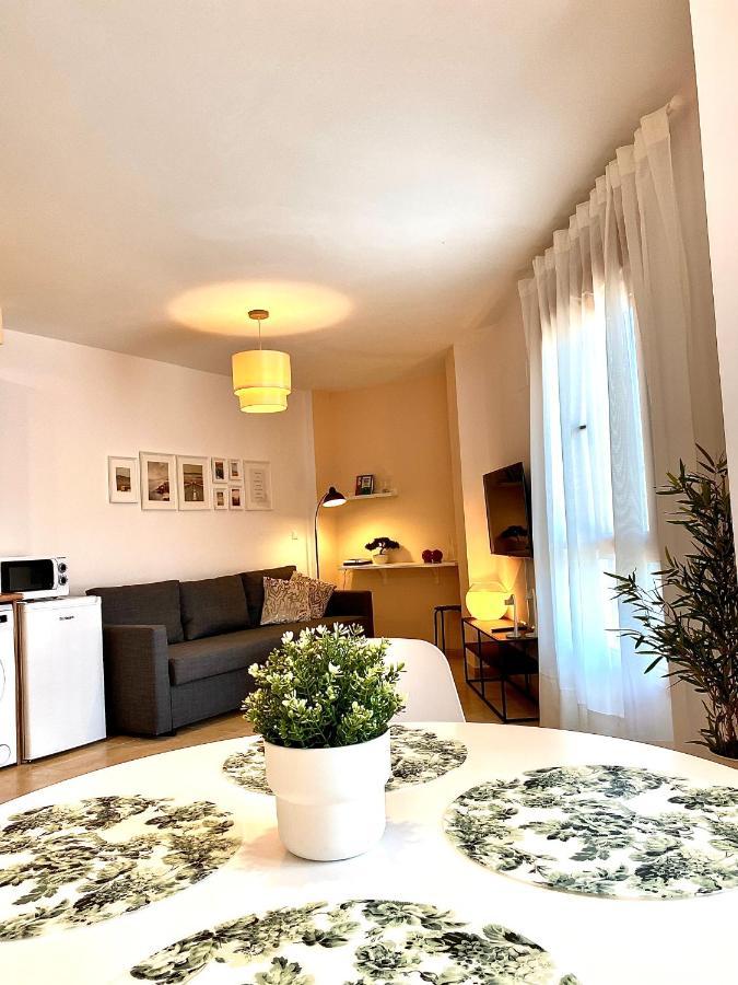 Ideal Apartamento - กวาดาเลสต์ ภายนอก รูปภาพ