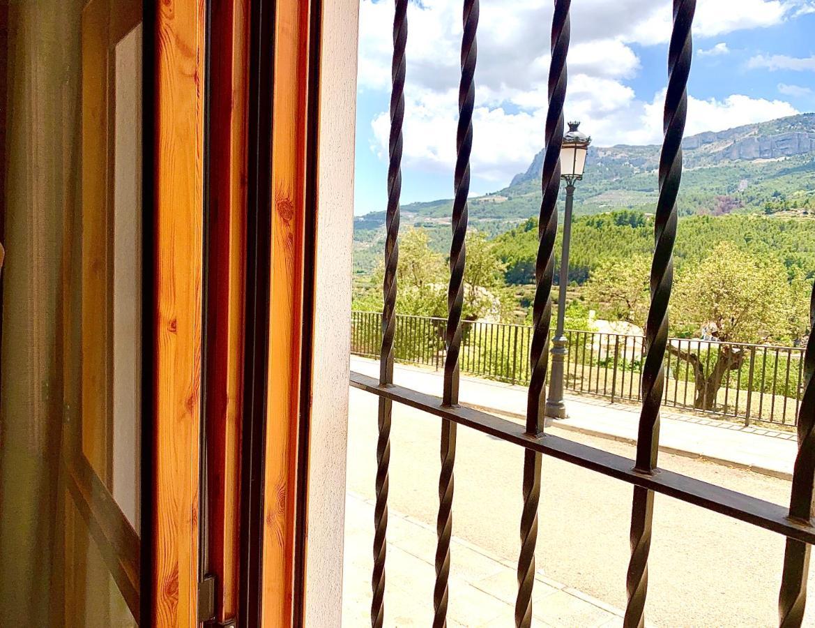 Ideal Apartamento - กวาดาเลสต์ ภายนอก รูปภาพ